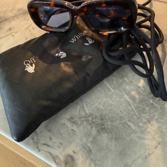Off-White Sunglasses main image 7